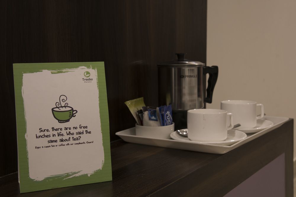Hotel O Lakshya Нью-Дели Экстерьер фото